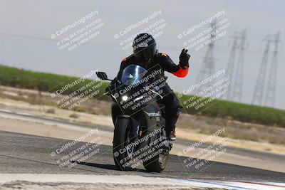 media/Aug-03-2025-TrackDaz (Sun) [[bf4a71acf9]]/B Group/1220pm (Wheelie Bump)/